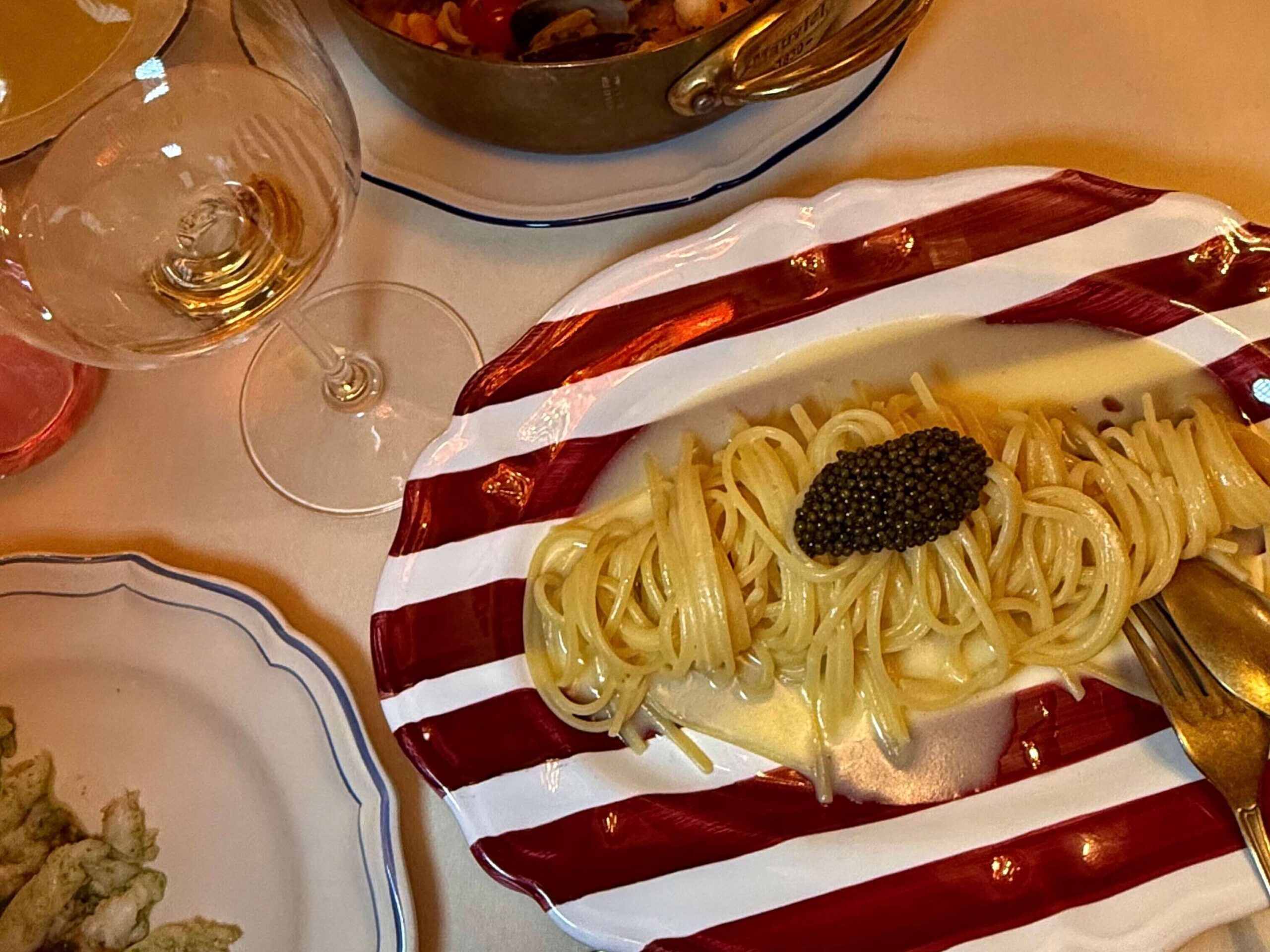 christmas dinner in paris
