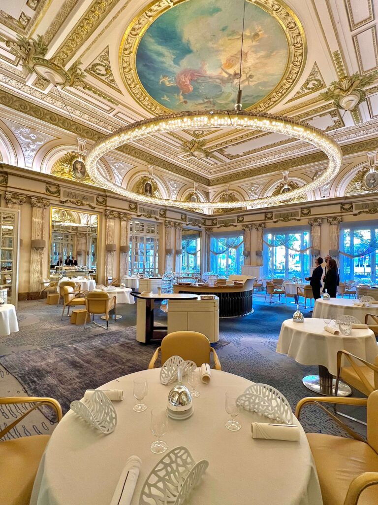 le louis xv (1)